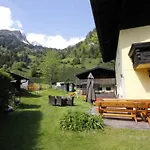 Hébergement de vacances Bergfried By Interhome Fusch an der Grossglocknerstrasse