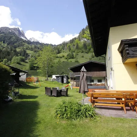Vakantiehuis Bergfried By Interhome Fusch an der Grossglocknerstrasse